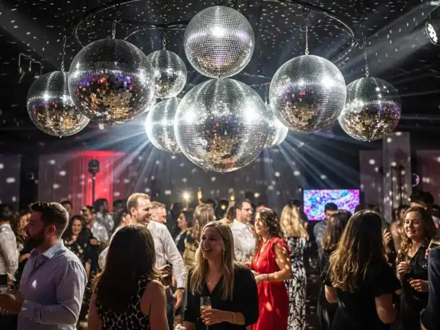 Bolas Disco para XV Años y Fiestas en CDMX