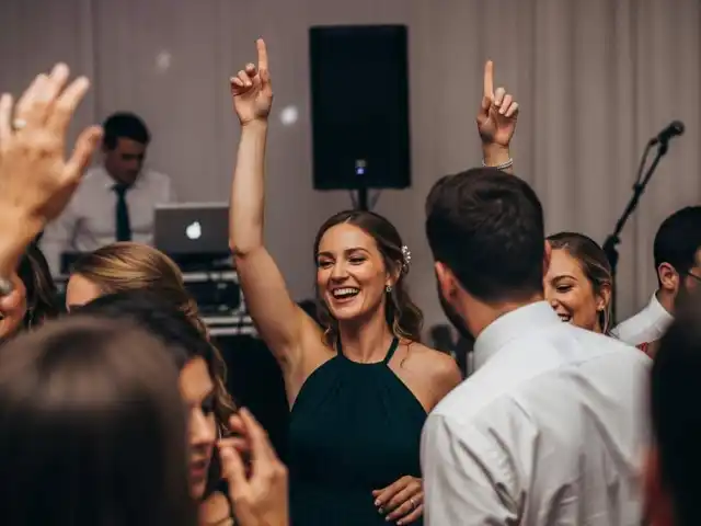 Boda al Aire Libre con Sistema de Sonido JBL