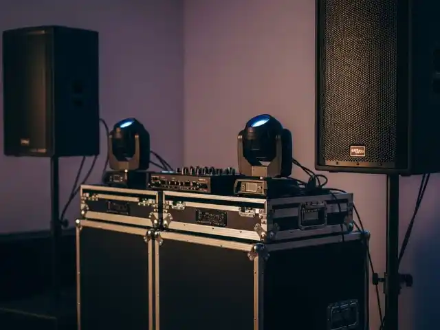 Subwoofer Profesional para Pista de Baile en Fiestas