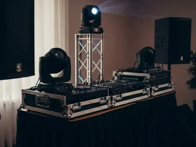 Equipo de Sonido para Fiestas Privadas con DJ