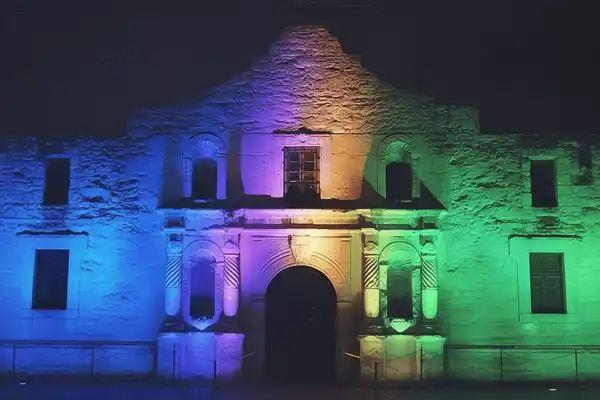 Luces Arquitectónicas - Iluminación profesional arquitectónica para eventos corporativos CDMX
