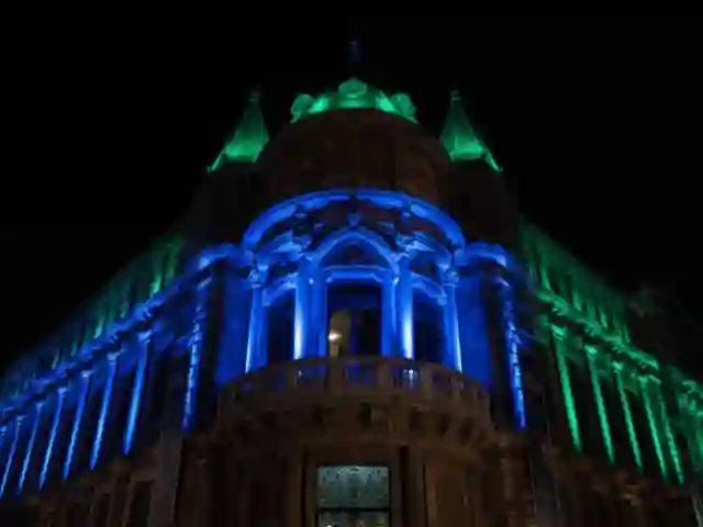 Iluminación de muros para eventos